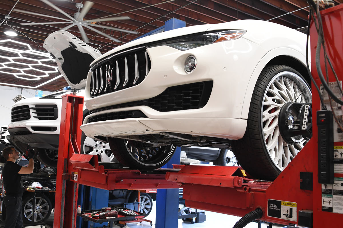 maserati-cylinder-head-inspection-reseda